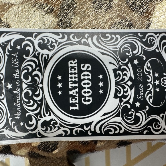 LV KEEP IT GYPSY GOUCHO WRISTLET Brown‎ Gold Metallic Leopard Print NWT - Picture 8 of 11